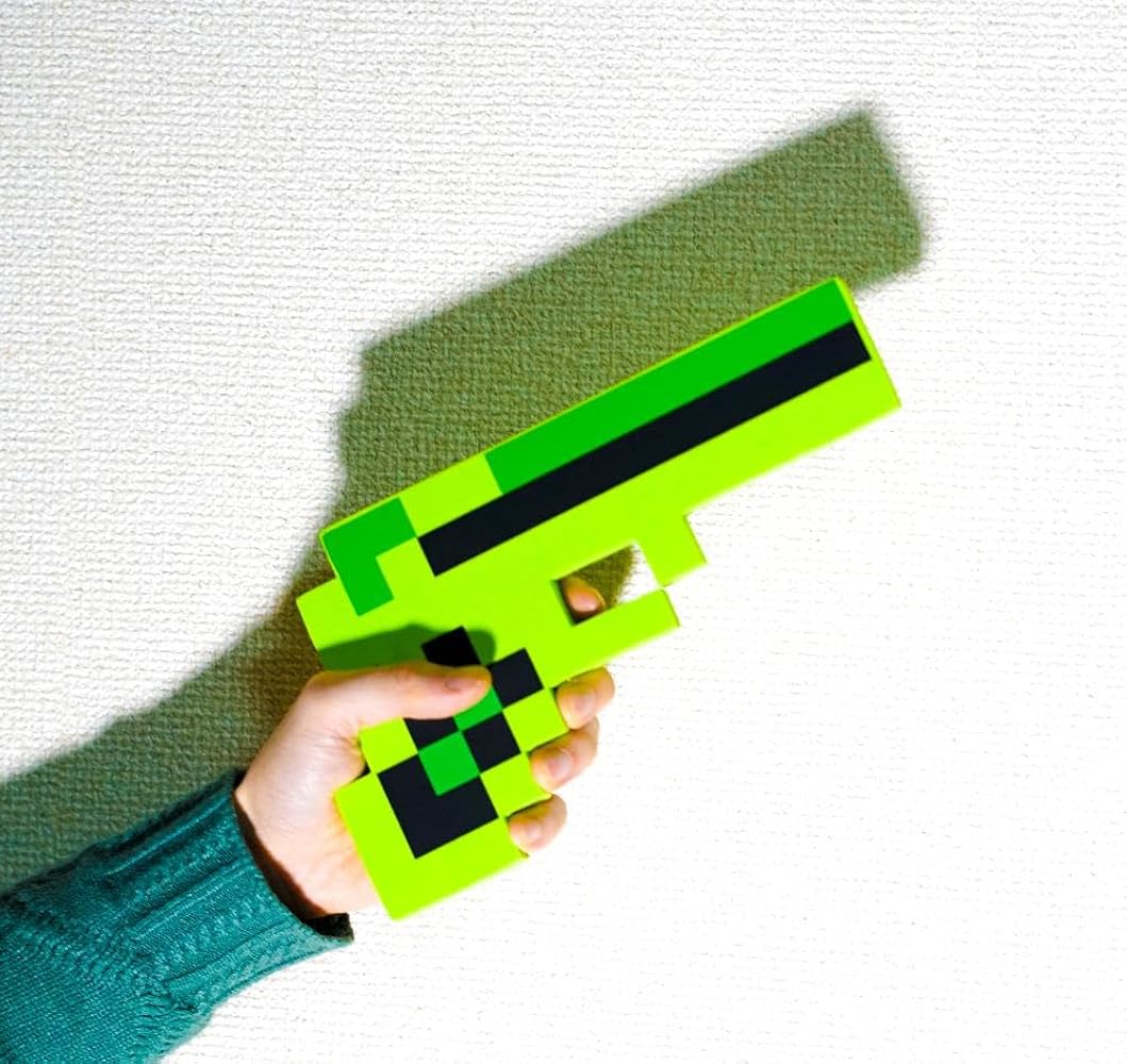 ライフル 銃 コスプレ マインクラフト ピストル 実寸大 黄 茶　国内70cm ライフル 銃 コスプレ マインクラフト ピストル 実寸大 黄 茶